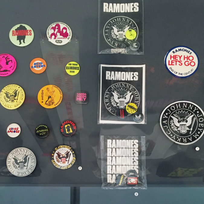 TheRamones-QueensMuseum-ButtonsBadges